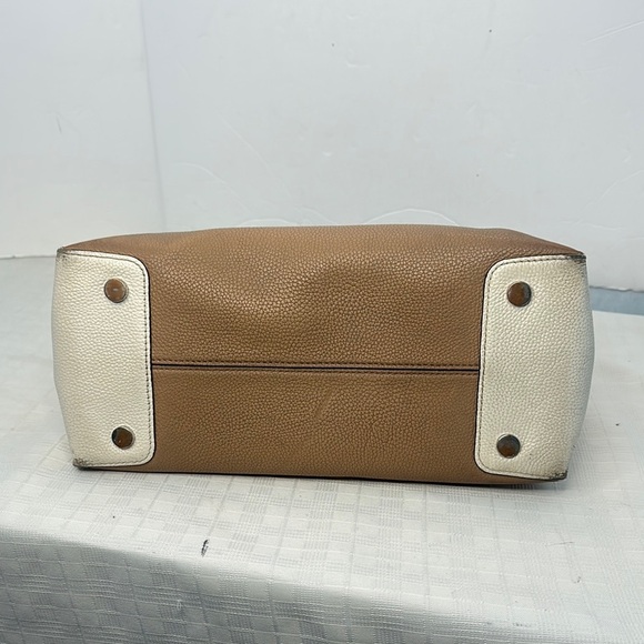 Mercer Medium Tri-Color Leather Crossbody Bag - Picture 5 of 14